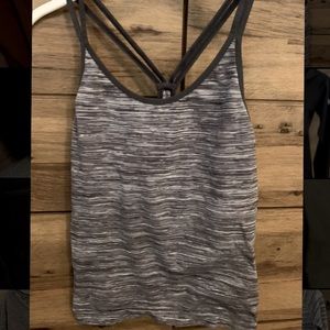 Workout tank top